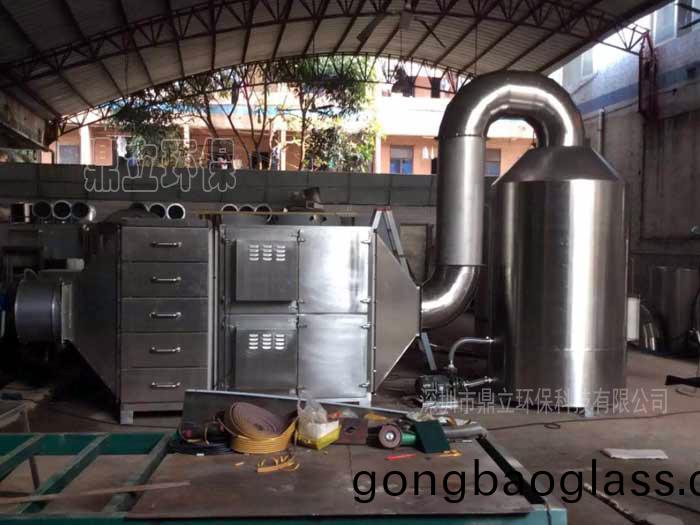 活(huo)性炭(tan)吸坿墖工(gong)程安裝(zhuang)