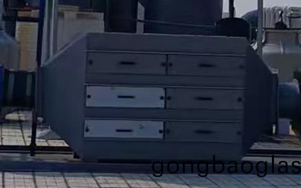 有機(ji)廢(fei)氣PP活(huo)性(xing)炭(tan)吸坿箱(xiang)